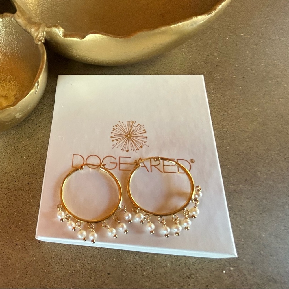 Dogeared Gold Hoop Earrings with Pearls